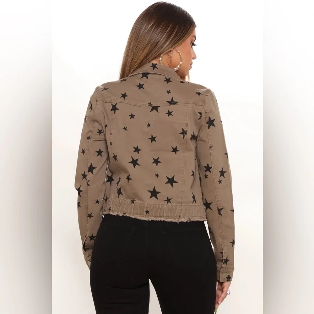 Star-Patterned Jacket - Picture 3 of 4